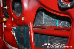 Alfa-Romeo-GT-audio (6 of 14)