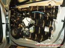 Audi-A4-B8-Avant-Audio (13 of 18)