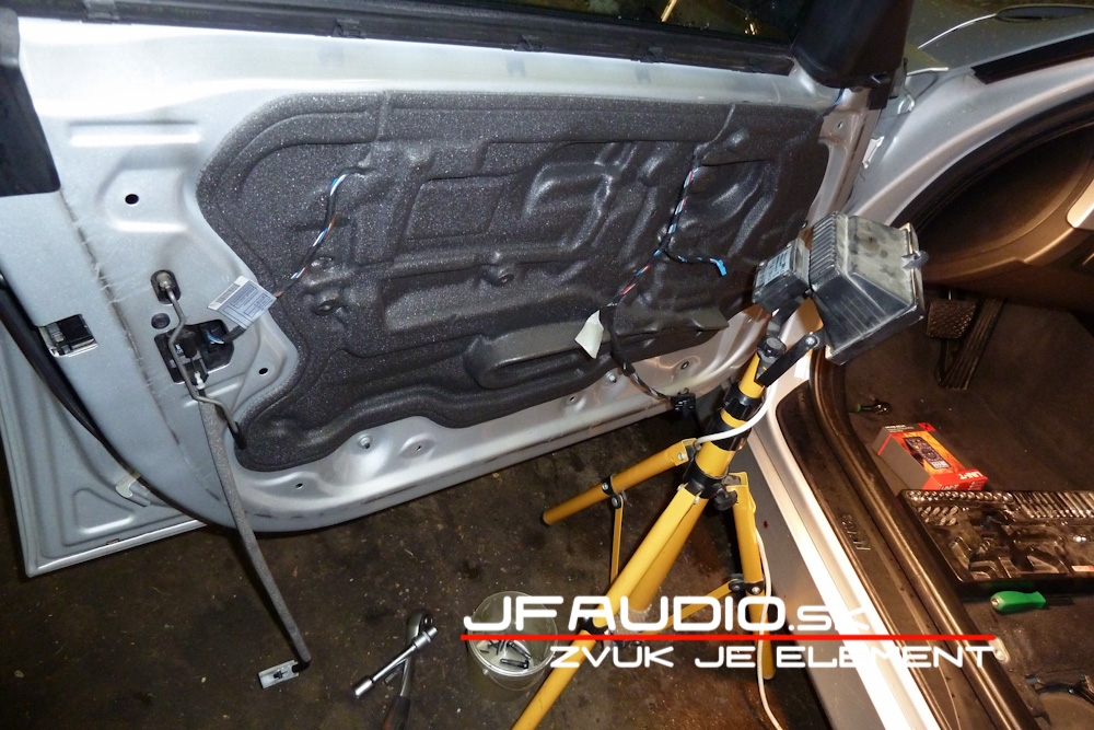 bmw-e91-jfaudio-by-ground-zero-10