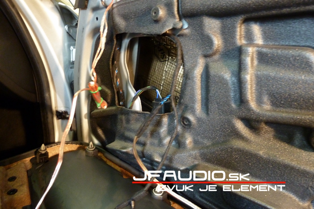 bmw-e91-jfaudio-by-ground-zero-23